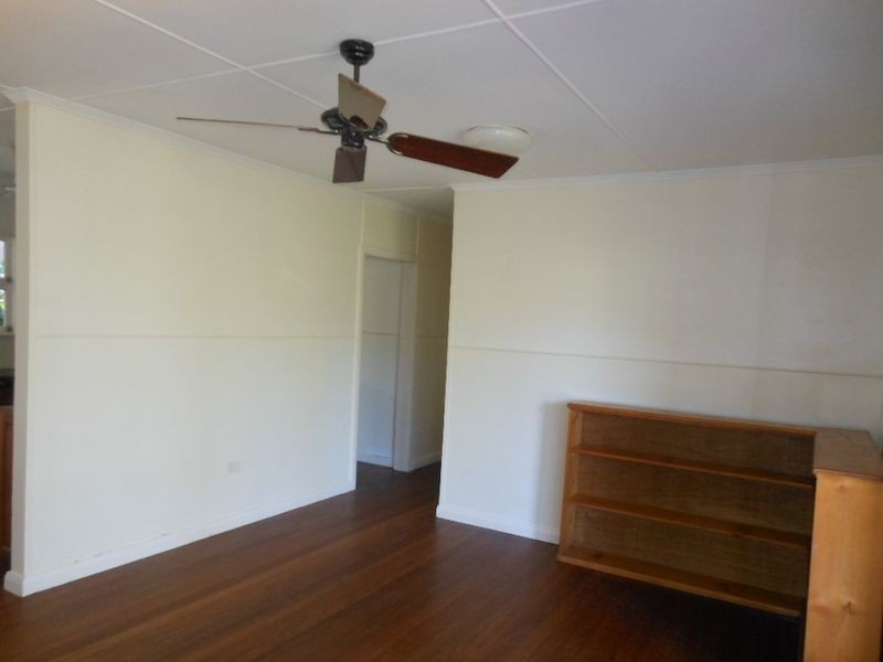 12 Egan Street, Manunda QLD 4870