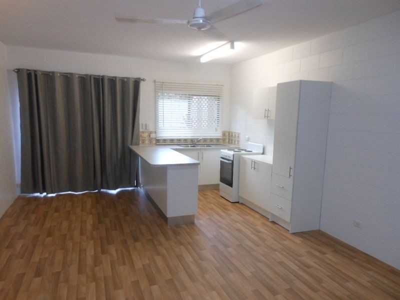2/3 Crathern Close, Edge Hill QLD 4870