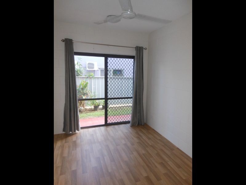 2/3 Crathern Close, Edge Hill QLD 4870