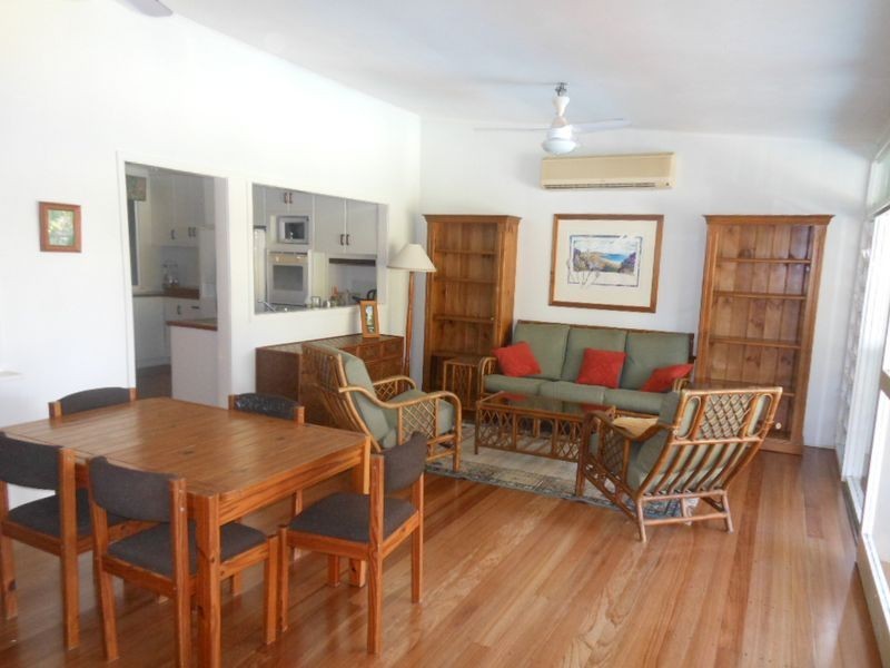 18 Stuart Street, Edge Hill QLD 4870