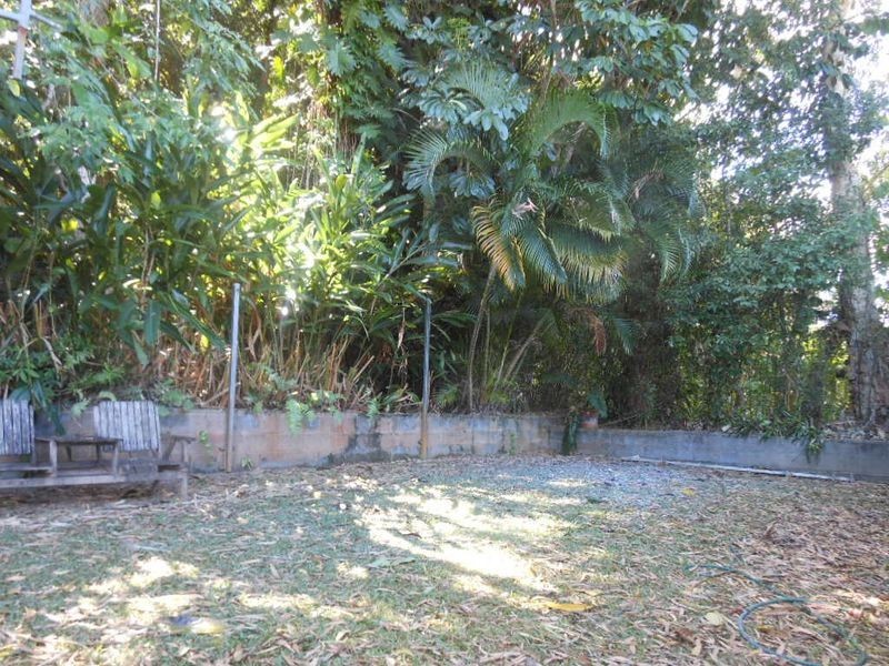 18 Stuart Street, Edge Hill QLD 4870