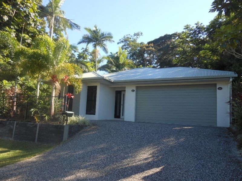 218 Greenslopes Street, Whitfield QLD 4870