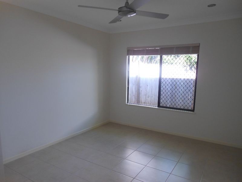 218 Greenslopes Street, Whitfield QLD 4870