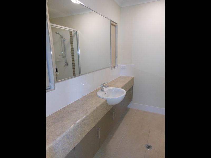 218 Greenslopes Street, Whitfield QLD 4870