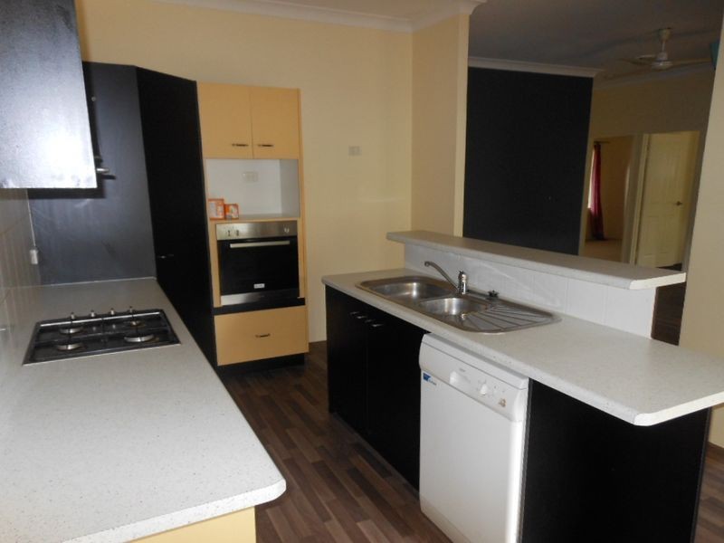 5 Thorpe Close, Bentley Park QLD 4869