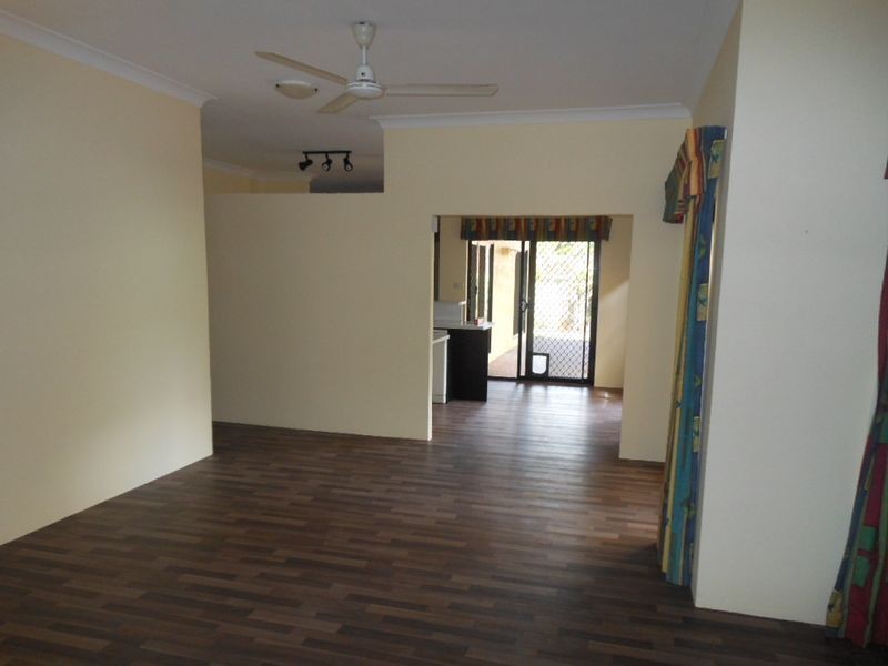 5 Thorpe Close, Bentley Park QLD 4869