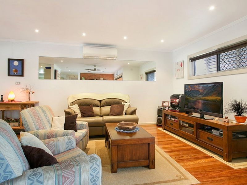 153 Jensen Street, Whitfield QLD 4870