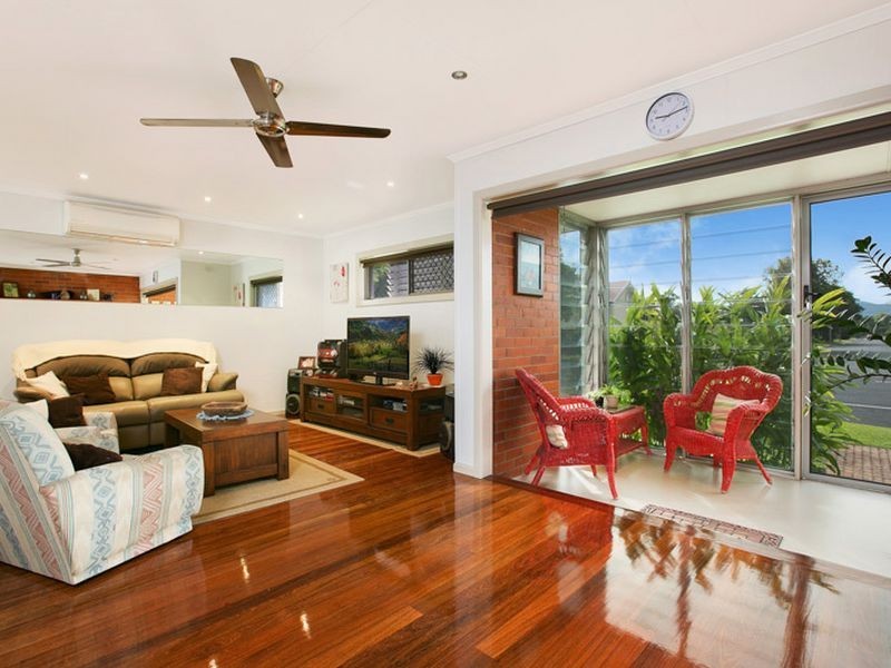 153 Jensen Street, Whitfield QLD 4870