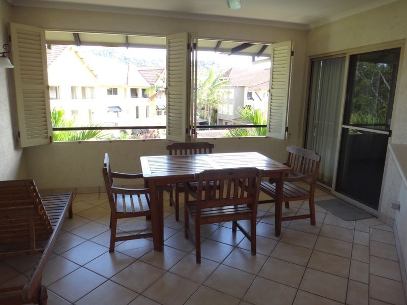 815/2 Greenslopes Street, Cairns North QLD 4870