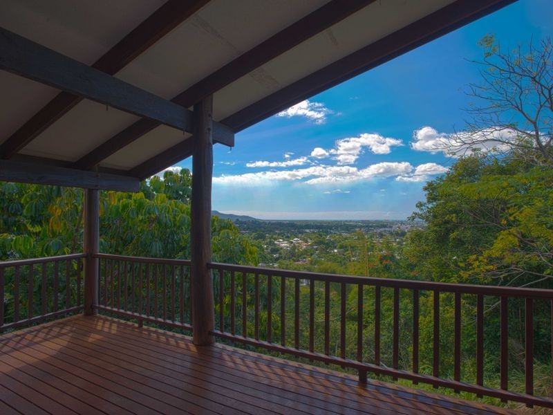 10 Grandview Crescent, Earlville QLD 4870