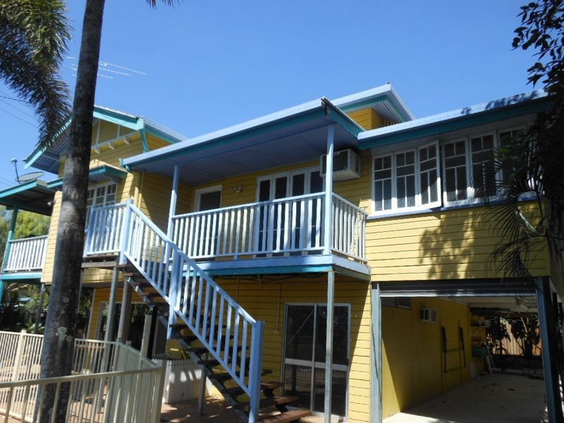 12 Machan Street, Machans Beach QLD 4878