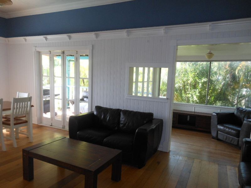 12 Machan Street, Machans Beach QLD 4878