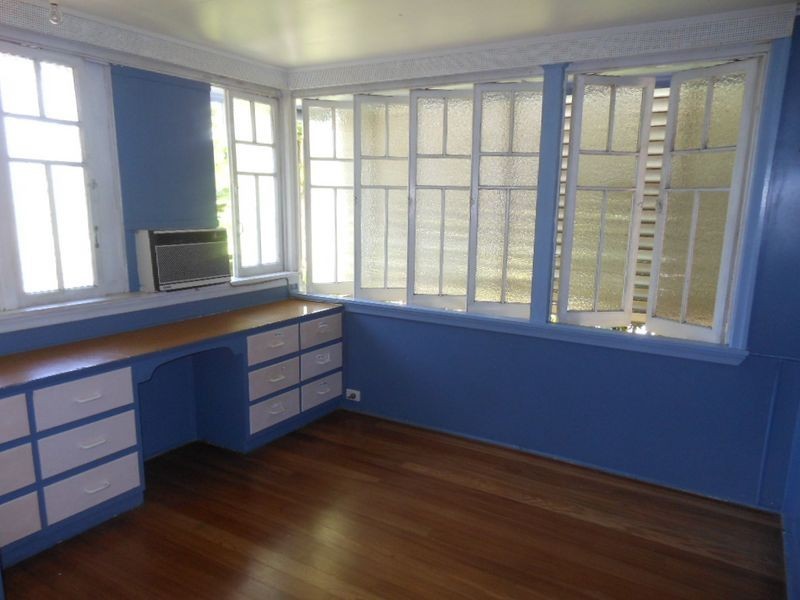 12 Machan Street, Machans Beach QLD 4878