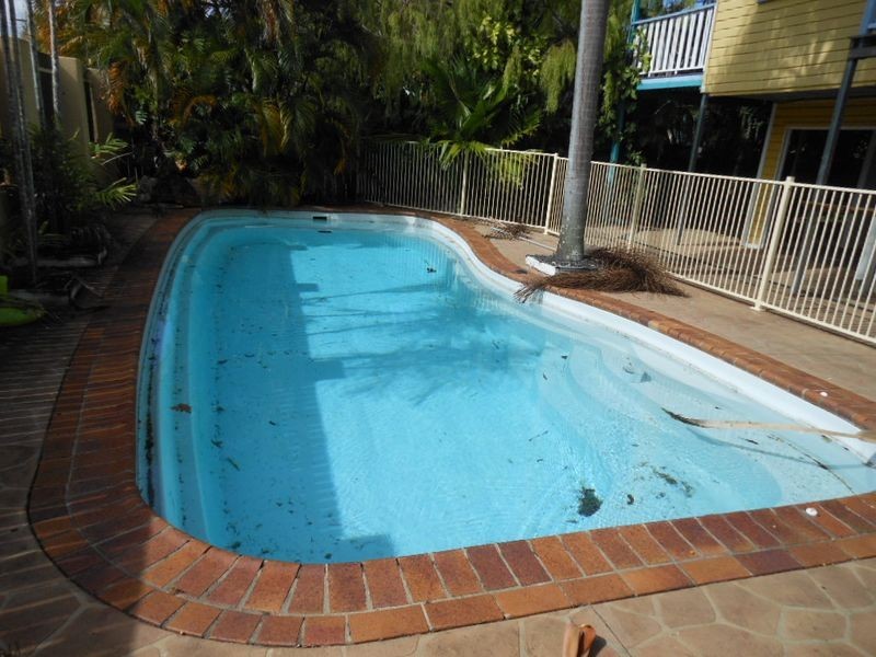 12 Machan Street, Machans Beach QLD 4878