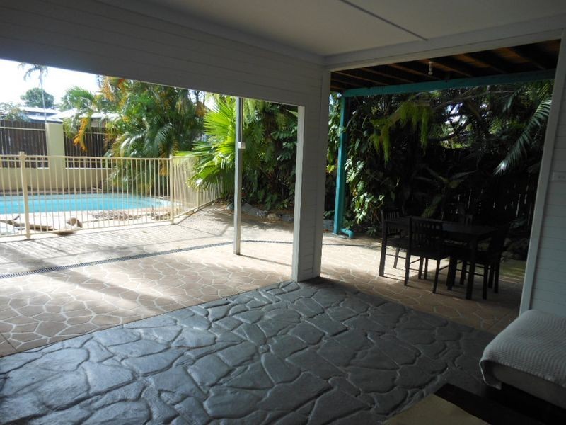 12 Machan Street, Machans Beach QLD 4878