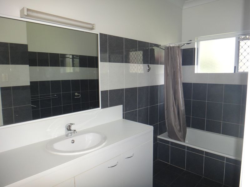 23 Cyperus Drive, Redlynch QLD 4870