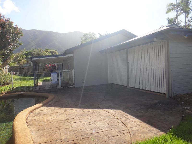 23 Cyperus Drive, Redlynch QLD 4870