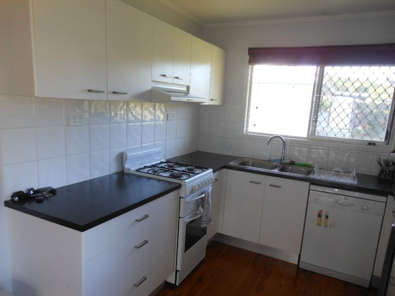 3 Brandt Close, Manoora QLD 4870