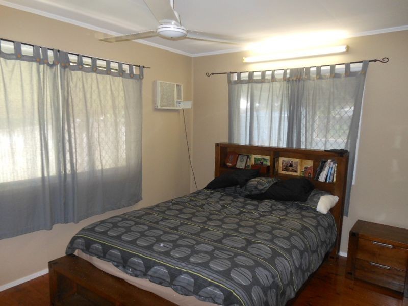 3 Brandt Close, Manoora QLD 4870