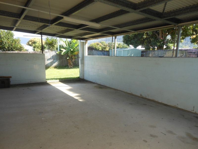 3 Brandt Close, Manoora QLD 4870