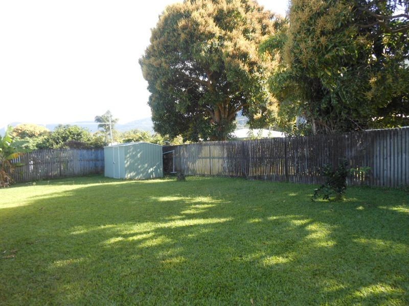 3 Brandt Close, Manoora QLD 4870