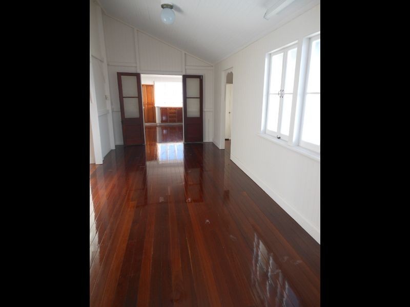 356 McLeod Street, Cairns North QLD 4870