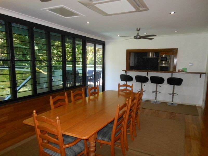 23 Mullins Street, Whitfield QLD 4870