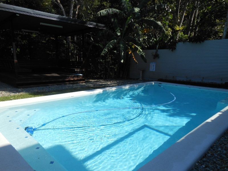 23 Mullins Street, Whitfield QLD 4870