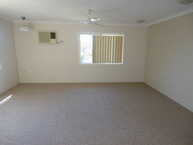 9 Alma Street, Woree QLD 4868