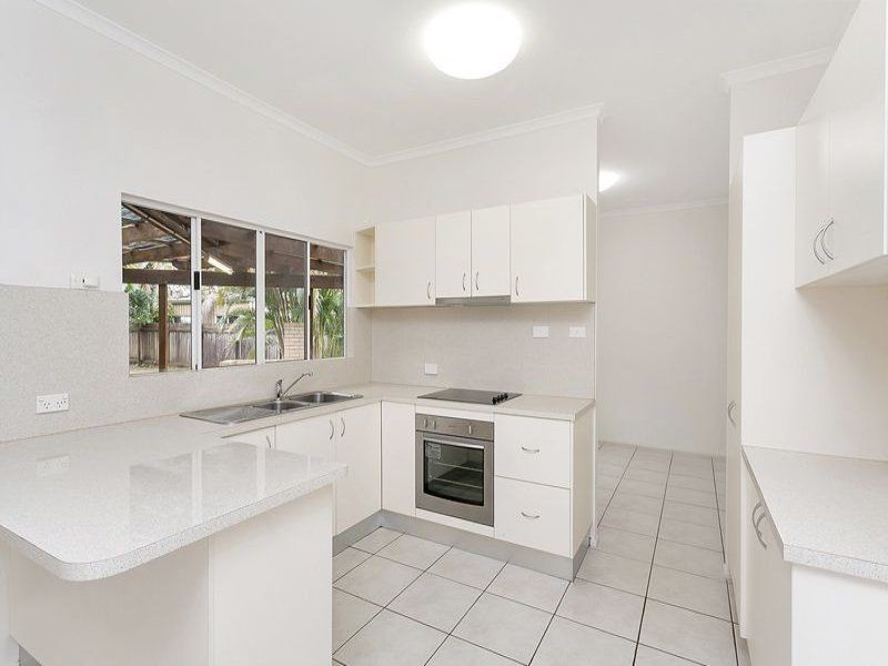 10 Finch Street, Bayview Heights QLD 4868