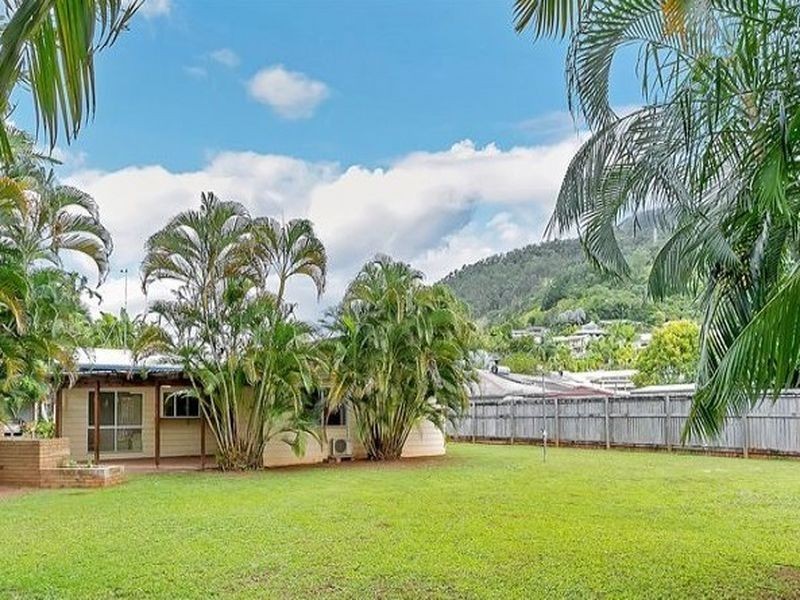 10 Finch Street, Bayview Heights QLD 4868