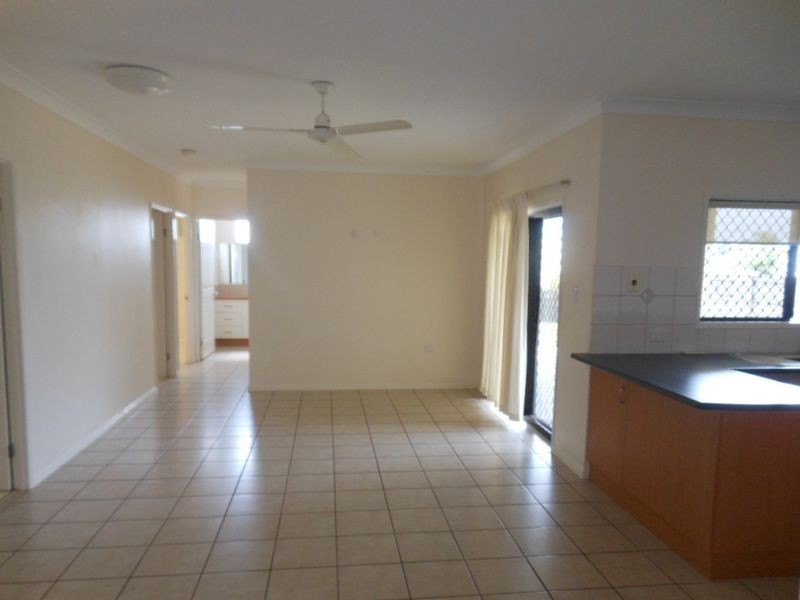 10 Mayflower Street, Mount Sheridan QLD 4868