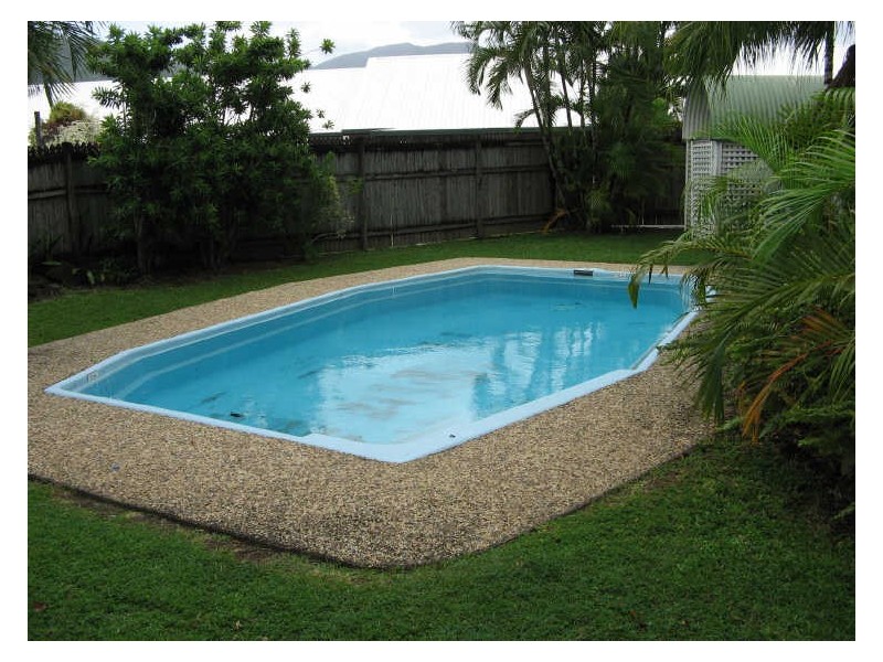 Manoora QLD 4870