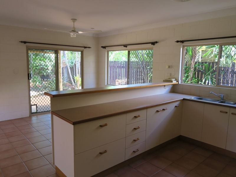 21 Small Leaf Close, Mount Sheridan QLD 4868