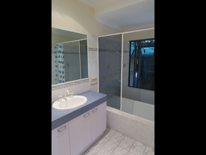 12 Greenford Close, Brinsmead QLD 4870