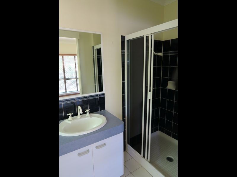 12 Greenford Close, Brinsmead QLD 4870