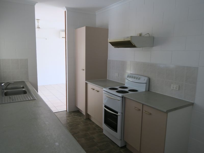 6 Redwood Street, Whitfield QLD 4870