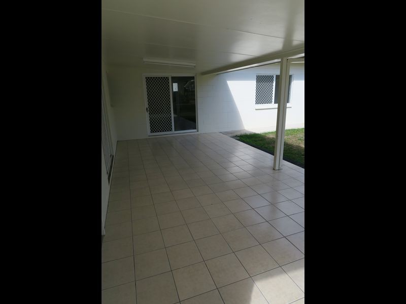 6 Redwood Street, Whitfield QLD 4870