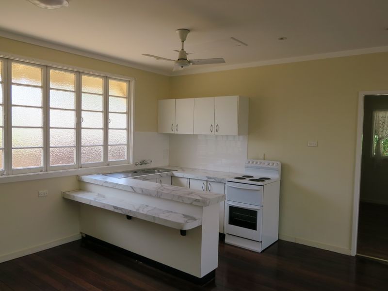 40 English Street, Manunda QLD 4870