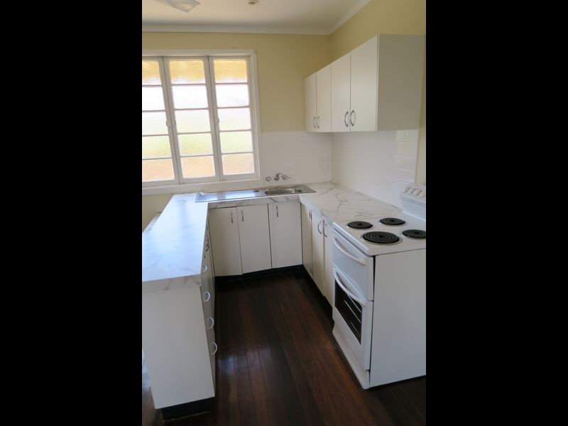 40 English Street, Manunda QLD 4870