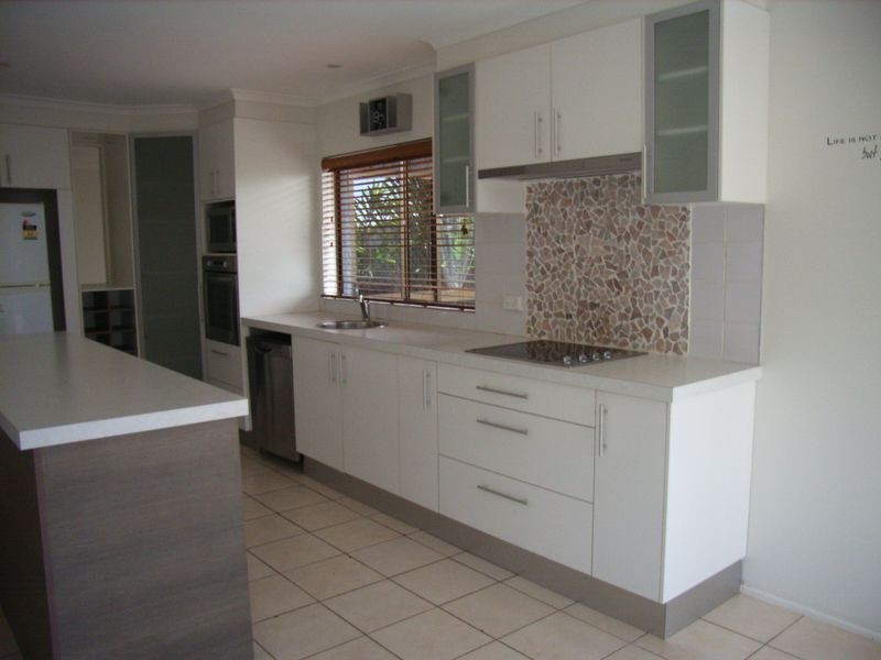 36 Impey Street, Caravonica QLD 4878