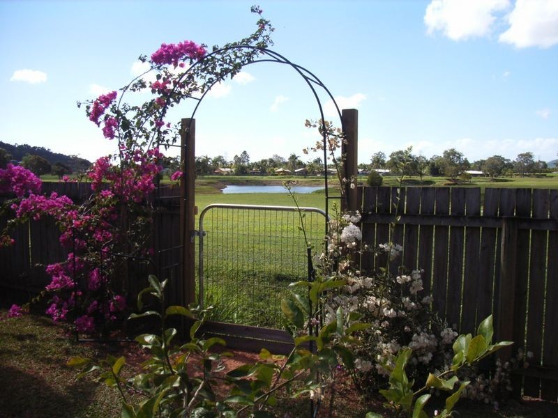 36 Impey Street, Caravonica QLD 4878