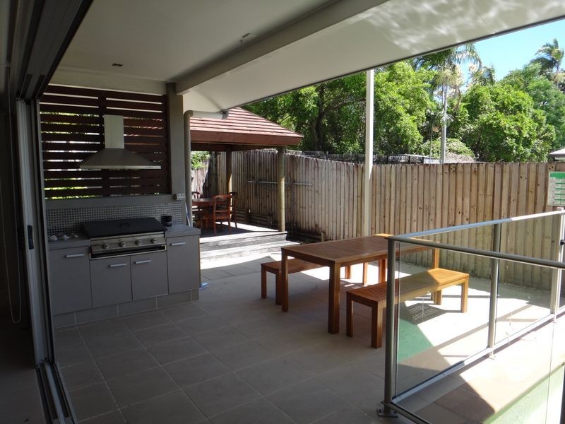 2/60 Harbour Drive, Trinity Park QLD 4879