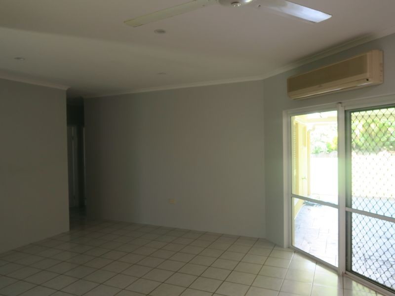 68 Ebony Street, Redlynch QLD 4870