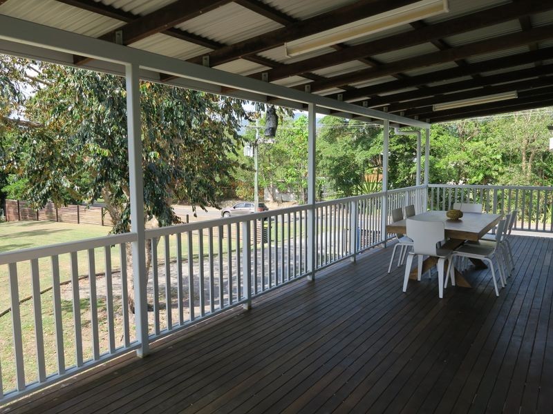 1 Pittsburg Street, White Rock QLD 4868