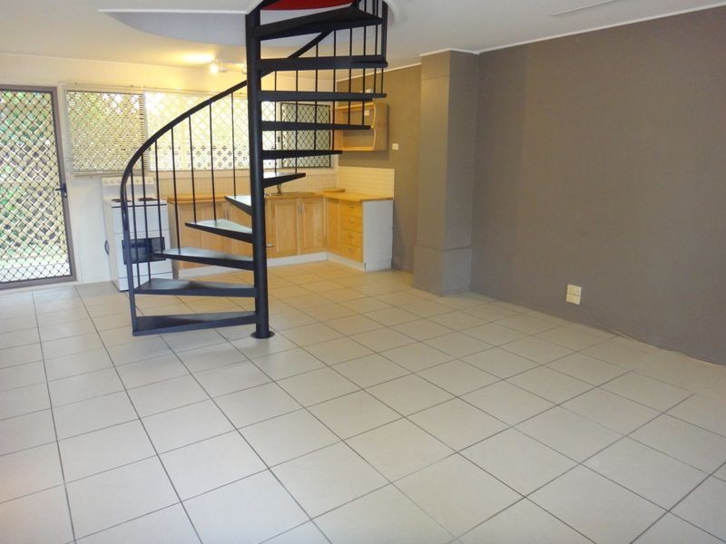 1/30 Mimosa Street, Holloways Beach QLD 4878