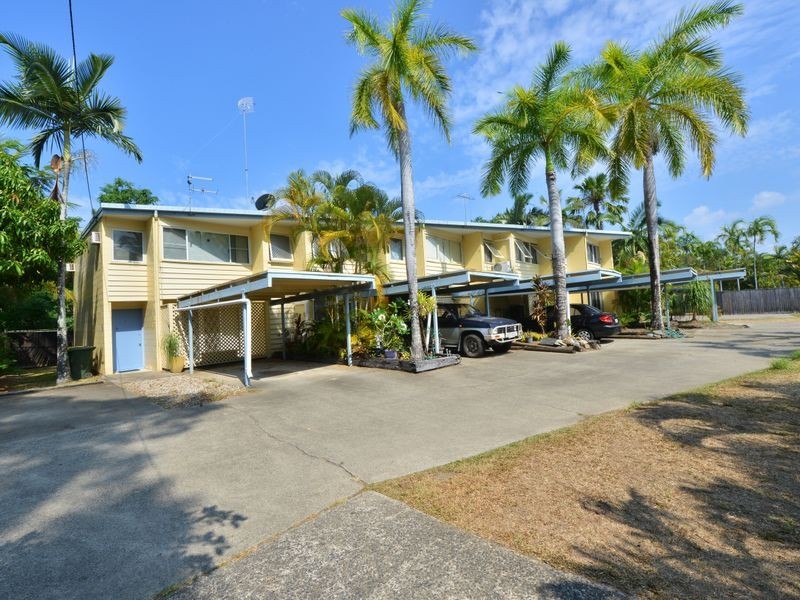 1/30 Mimosa Street, Holloways Beach QLD 4878