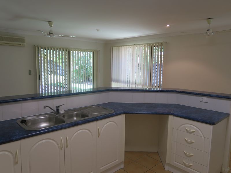 13 Obersky Close, Brinsmead QLD 4870