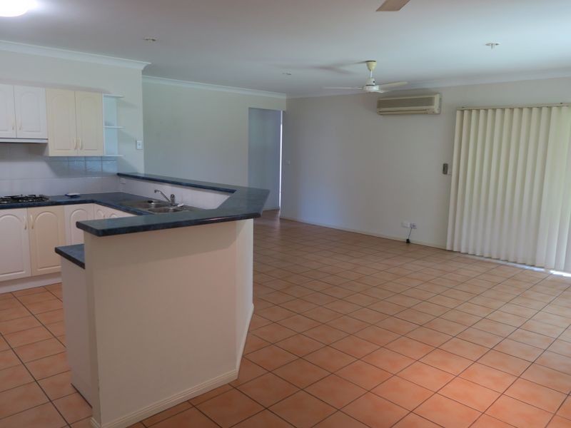 13 Obersky Close, Brinsmead QLD 4870