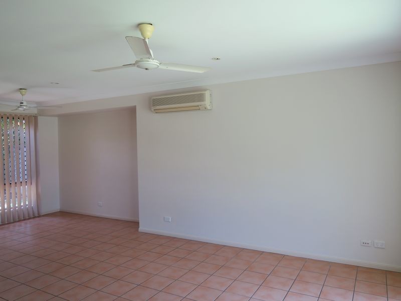 13 Obersky Close, Brinsmead QLD 4870